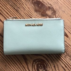 Michael Kors jet set double zip wallet/wristlet - light green/seafoam